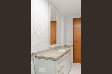 Apartamento à venda com 110m², 3 quartos e 2 vagasBanheiro - Suíte