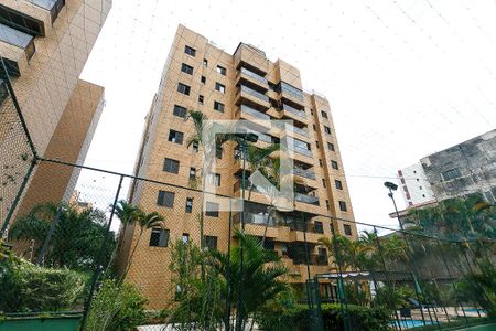 Apartamento à venda com 105m², 3 quartos e 2 vagasFachada