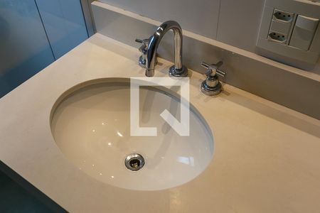 Apartamento à venda com 105m², 3 quartos e 2 vagasBanheiro da Suíte 1