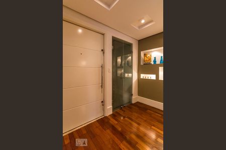 loby de apartamento para alugar com 3 quartos, 184m² em Jardim Paulista, São Paulo