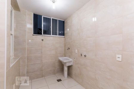 Apartamento para alugar com 70m², 2 quartos e 1 vagaÁrea de Serviço