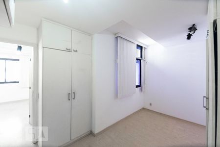 Suíte 2 de apartamento à venda com 2 quartos, 73m² em Barra da Tijuca, Rio de Janeiro