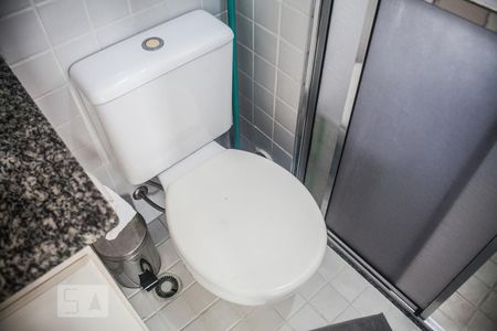 Apartamento para alugar com 29m², 1 quarto e 1 vaga Apartamento para alugar com 29m², 1 quarto e 1 vagaDetalhe do banheiro