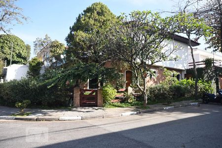 Casa à venda com 270m², 4 quartos e 2 vagasFachada