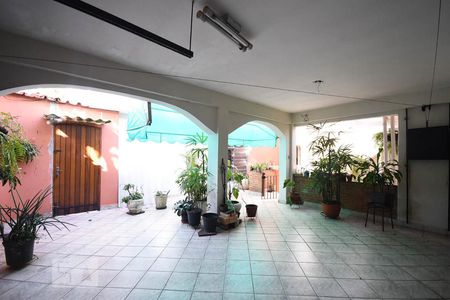 Casa à venda com 270m², 4 quartos e 2 vagasVaga de Garagem