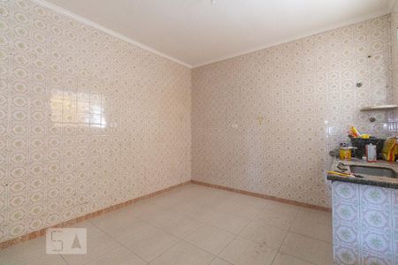 Cozinha de apartamento para alugar com 2 quartos, 98m² em Quarta Parada, São Paulo