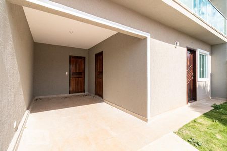 Casa de condomínio para alugar com 100m², 3 quartos e 2 vagas Casa de condomínio para alugar com 100m², 3 quartos e 2 vagasGarage