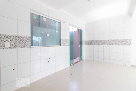 Cozinha de casa de condomínio para alugar com 3 quartos, 100m² em Santa Felicidade, Curitiba