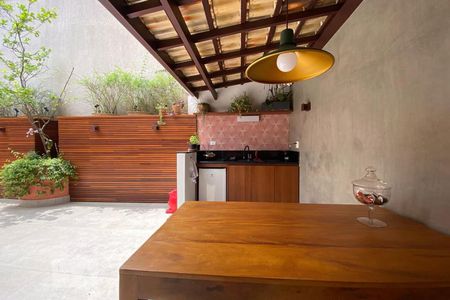 Apartamento à venda com 240m², 3 quartos e 2 vagasVaranda