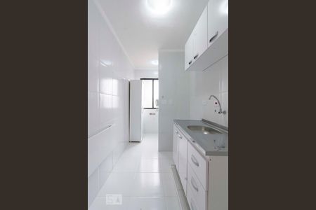 Cozinha de apartamento para alugar com 2 quartos, 49m² em Vila Siqueira (zona Norte), São Paulo