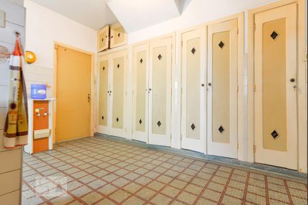 Casa à venda com 280m², 4 quartos e 3 vagascozinha