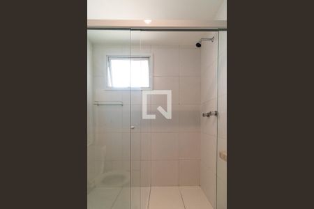 Apartamento para alugar com 66m², 2 quartos e 1 vaga Apartamento para alugar com 66m², 2 quartos e 1 vagaBanheiro da Suíte