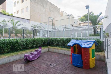 Apartamento para alugar com 60m², 2 quartos e 2 vagasÁrea comum - Playground