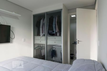 Apartamento para alugar com 60m², 2 quartos e 2 vagasQuarto 2 - Suíte (Armários)