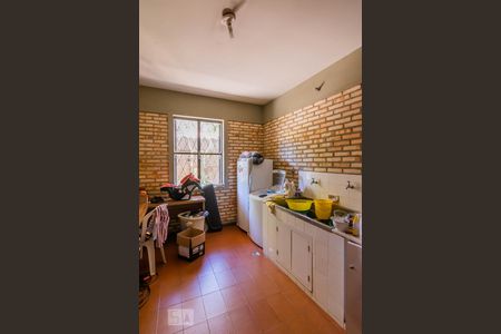 Casa de condomínio à venda com 540m², 5 quartos e 8 vagasLavanderia 