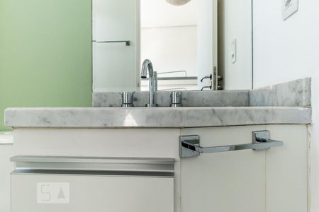 Apartamento para alugar com 60m², 2 quartos e 1 vagaSuíte 1 - Banheiro - Detalhe