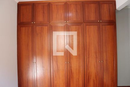 Apartamento para alugar com 150m², 3 quartos e 2 vagas Apartamento para alugar com 150m², 3 quartos e 2 vagasSuíte - armários