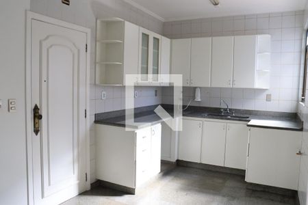 Apartamento para alugar com 150m², 3 quartos e 2 vagas Apartamento para alugar com 150m², 3 quartos e 2 vagasCozinha