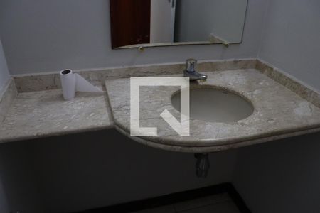 Apartamento para alugar com 150m², 3 quartos e 2 vagas Apartamento para alugar com 150m², 3 quartos e 2 vagasDetalhe do lavabo