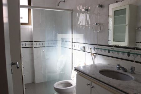 Apartamento para alugar com 150m², 3 quartos e 2 vagas Apartamento para alugar com 150m², 3 quartos e 2 vagasBanheiro 1