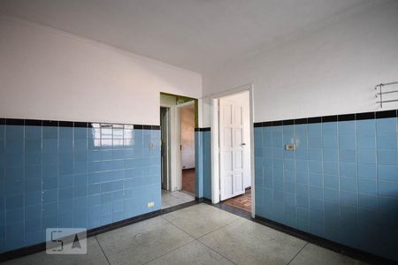 Cozinha de casa para alugar com 1 quarto, 60m² em Ferreira, São Paulo