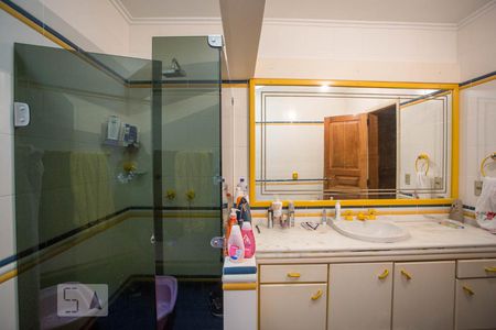 Casa de condomínio para alugar com 450m², 5 quartos e 2 vagas Casa de condomínio para alugar com 450m², 5 quartos e 2 vagasBanheiro 2