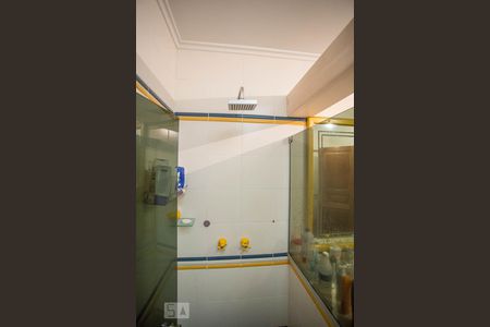 Casa de condomínio para alugar com 450m², 5 quartos e 2 vagas Casa de condomínio para alugar com 450m², 5 quartos e 2 vagasBanheiro 2