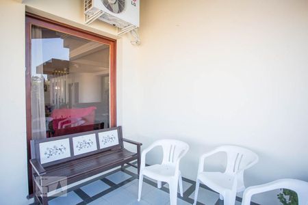 Casa de condomínio para alugar com 450m², 5 quartos e 2 vagas Casa de condomínio para alugar com 450m², 5 quartos e 2 vagasVaranda