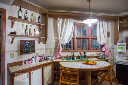 Casa de condomínio para alugar com 450m², 5 quartos e 2 vagas Casa de condomínio para alugar com 450m², 5 quartos e 2 vagasCozinha