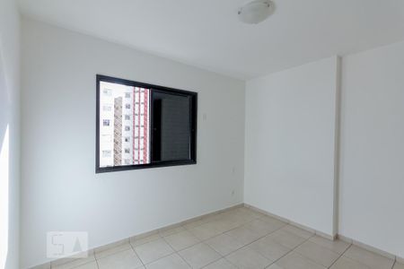 Apartamento para alugar com 135m², 4 quartos e 2 vagas Apartamento para alugar com 135m², 4 quartos e 2 vagasQuarto 1