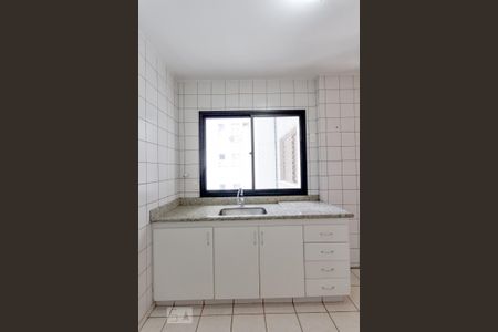 Apartamento para alugar com 135m², 4 quartos e 2 vagas Apartamento para alugar com 135m², 4 quartos e 2 vagasCozinha