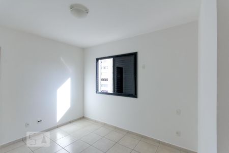 Apartamento para alugar com 135m², 4 quartos e 2 vagas Apartamento para alugar com 135m², 4 quartos e 2 vagasQuarto 1