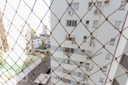 Apartamento para alugar com 135m², 4 quartos e 2 vagas Apartamento para alugar com 135m², 4 quartos e 2 vagasQuarto de Serviço