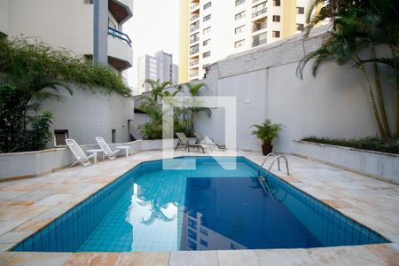Apartamento à venda com 50m², 1 quarto e 1 vaga Apartamento à venda com 50m², 1 quarto e 1 vagaÁrea comum - Piscina
