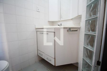 Apartamento à venda com 50m², 1 quarto e 1 vaga Apartamento à venda com 50m², 1 quarto e 1 vagaBanheiro da Suíte