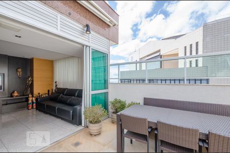 Apartamento para alugar com 125m², 2 quartos e 2 vagasvaranda Cobertura