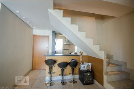 Apartamento para alugar com 125m², 2 quartos e 2 vagasSala