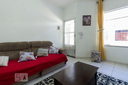 Sala de casa de condomínio à venda com 2 quartos, 120m² em Vila Domitila, São Paulo