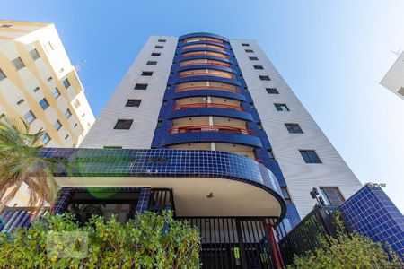 Apartamento à venda com 55m², 1 quarto e 1 vaga Apartamento à venda com 55m², 1 quarto e 1 vagaFachada