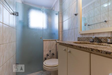 Apartamento à venda com 55m², 1 quarto e 1 vaga Apartamento à venda com 55m², 1 quarto e 1 vagaBanheiro da suíte