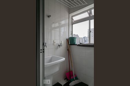 Apartamento para alugar com 65m², 2 quartos e 1 vaga Apartamento para alugar com 65m², 2 quartos e 1 vagaÁrea de serviço