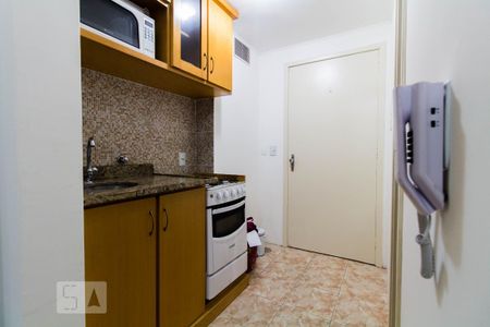 Cozinha de kitnet/studio para alugar com 1 quarto, 25m² em Centro Histórico, Porto Alegre