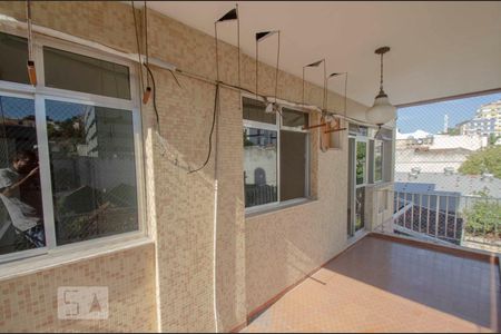 Apartamento à venda com 80m², 2 quartos e 1 vagaVaranda da Sala