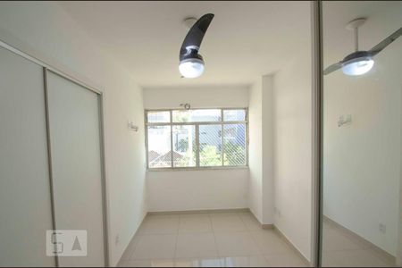 Apartamento à venda com 80m², 2 quartos e 1 vagaSuíte
