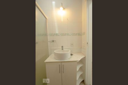 Apartamento à venda com 80m², 2 quartos e 1 vagaBanheiro