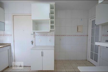 Apartamento à venda com 80m², 2 quartos e 1 vagaCozinha
