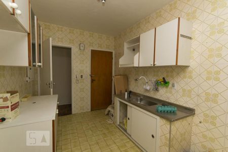 Apartamento à venda com 86m², 2 quartos e 1 vaga Apartamento à venda com 86m², 2 quartos e 1 vagaCozinha