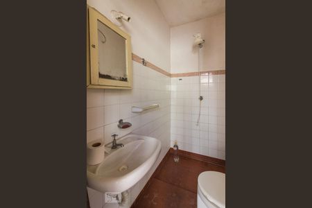 Casa para alugar com 250m², 5 quartos e 2 vagasBanheiro 3