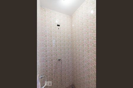 Casa para alugar com 250m², 5 quartos e 2 vagasBanheiro 2