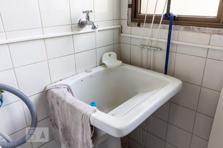 Apartamento para alugar com 120m², 3 quartos e 2 vagas Apartamento para alugar com 120m², 3 quartos e 2 vagasDetalhe da Área de Serviço